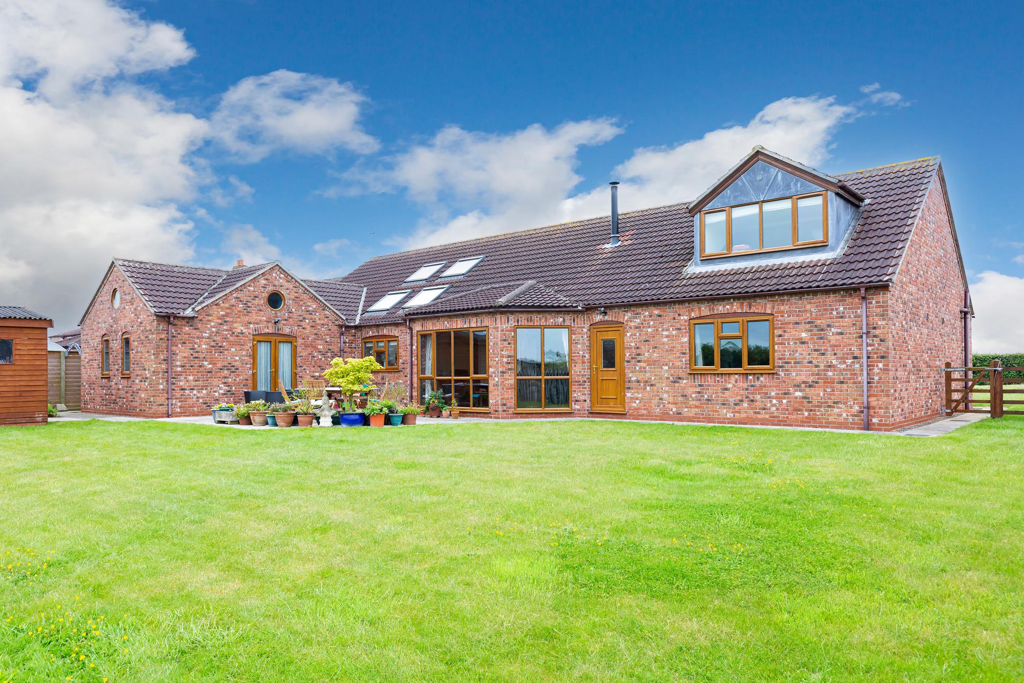 Cobwebs Mill Lane, Ellerton, York