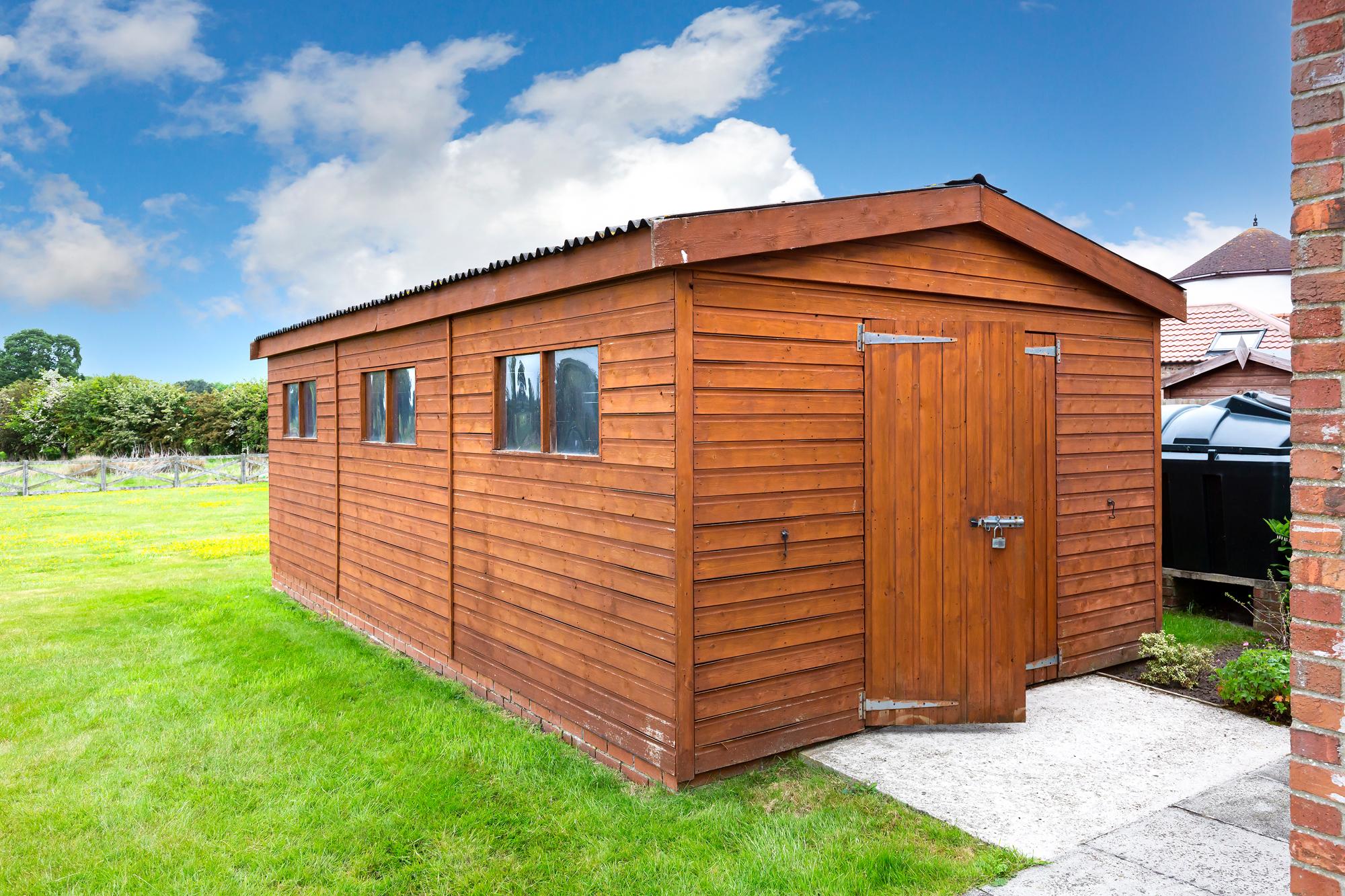 Cobwebs Mill Lane, Ellerton, York