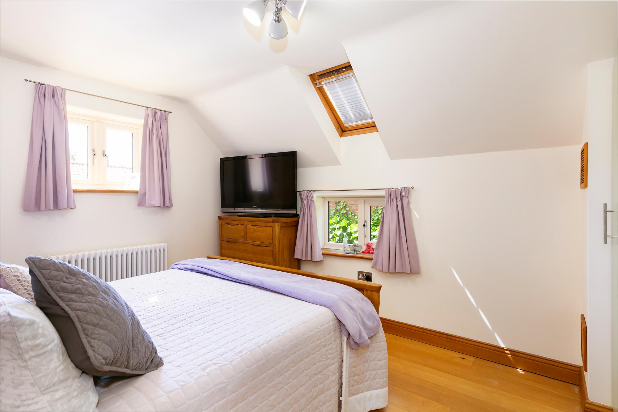 Serenbe Main Street, Ellerton, York