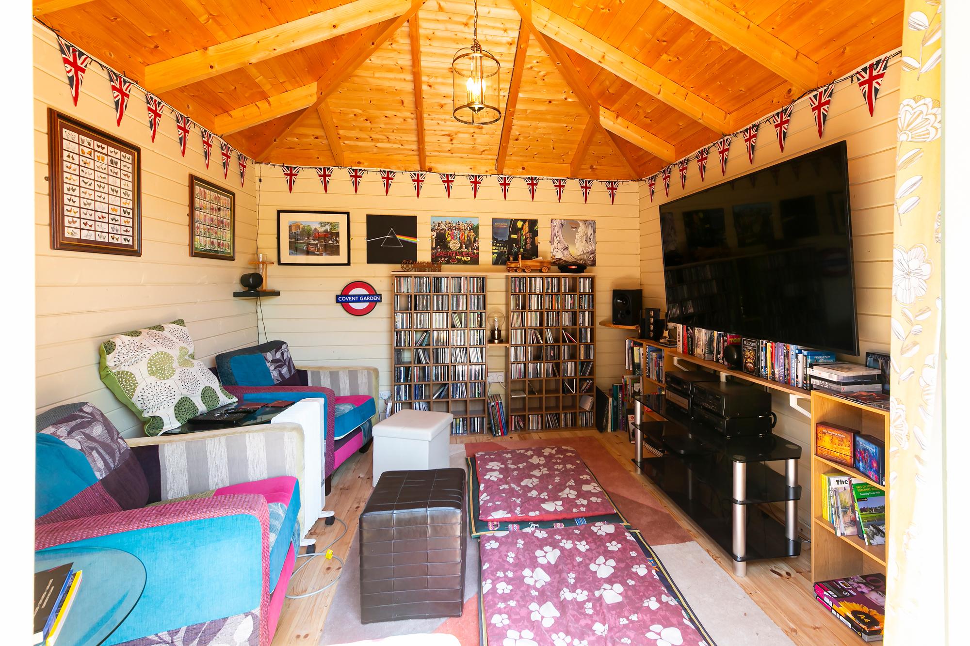 Serenbe Main Street, Ellerton, York