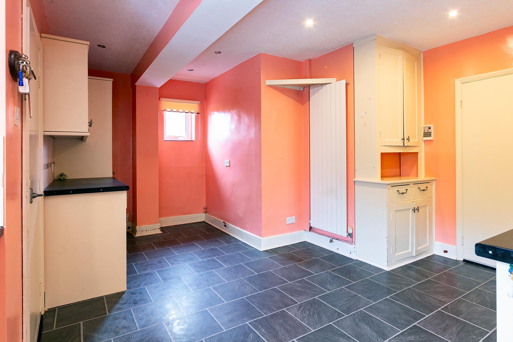 **18 Church Road, Stamford Bridge, York