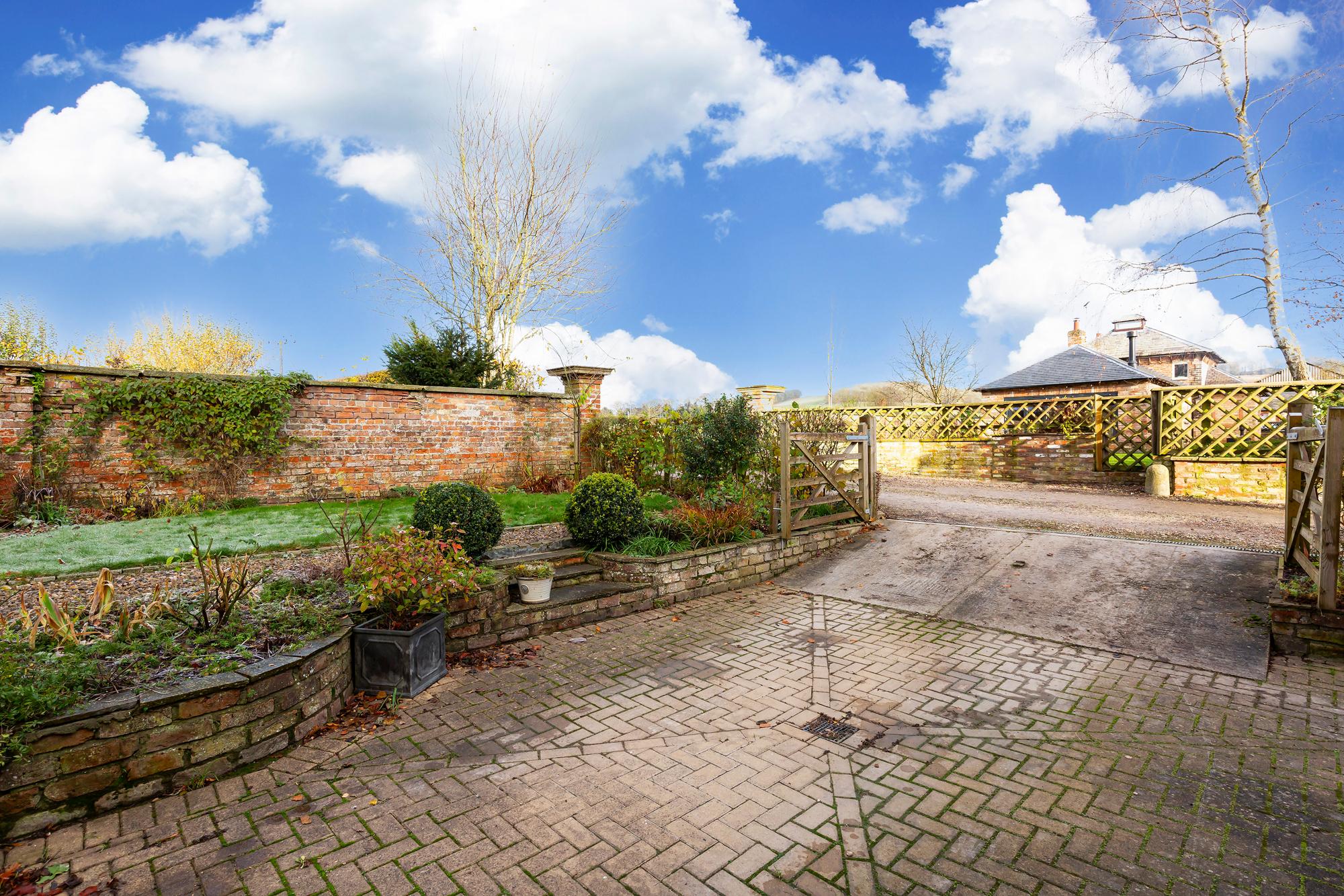 Bell House , Kilnwick Percy, York