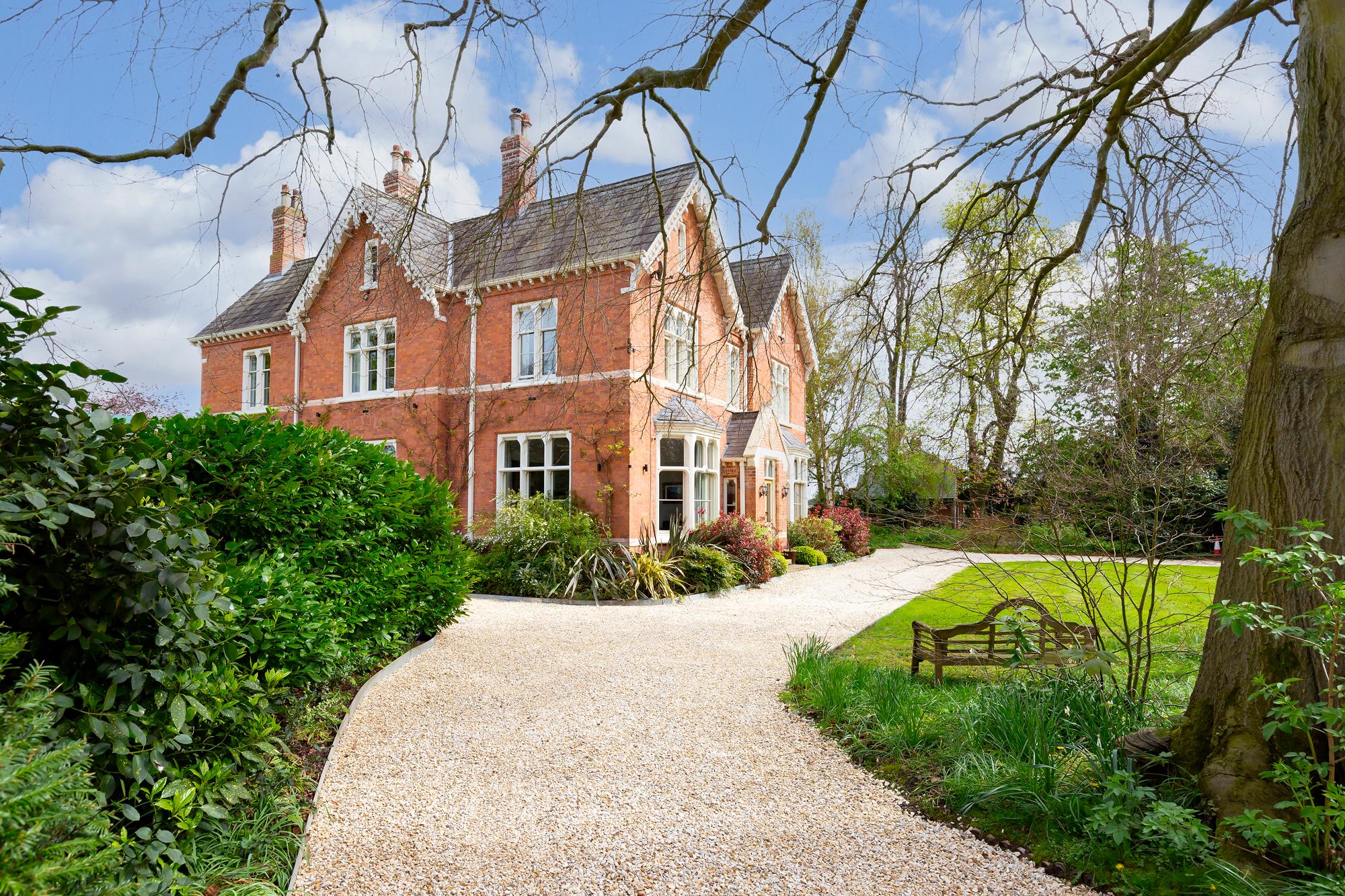 The Grange Mill Lane, Carlton, Goole