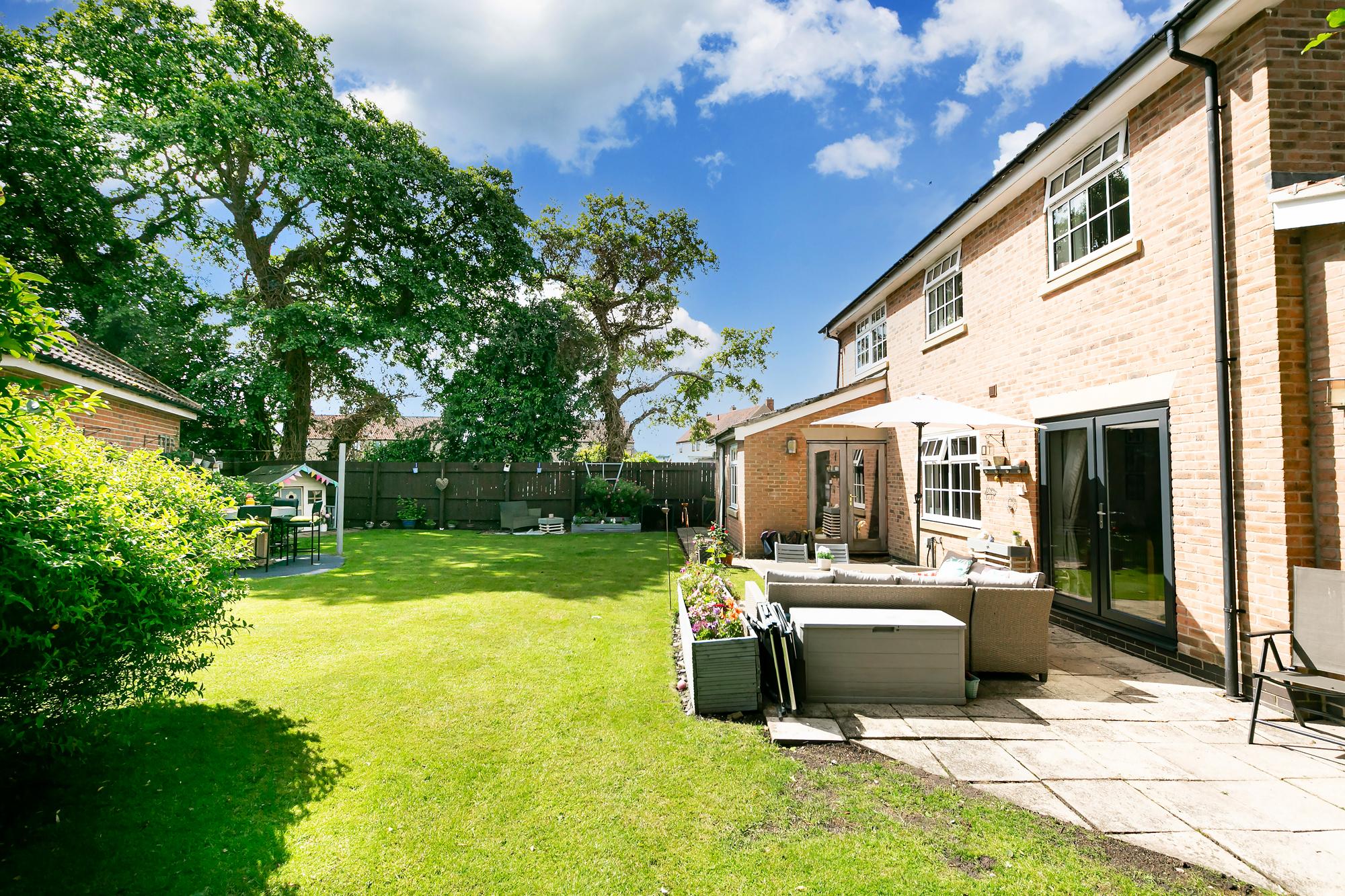 2 Chapel Garth, Holme on Spalding Moor, York