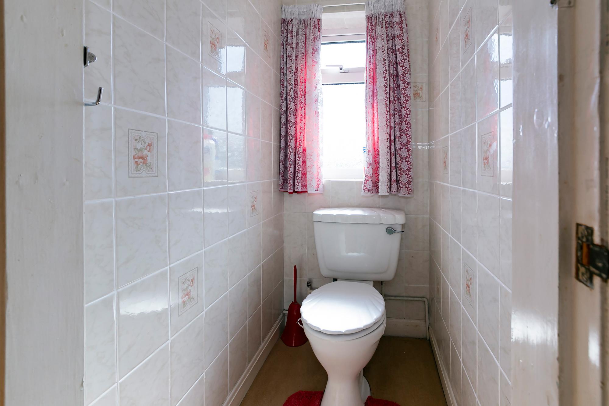 Three Oaks York Road, Elvington, York