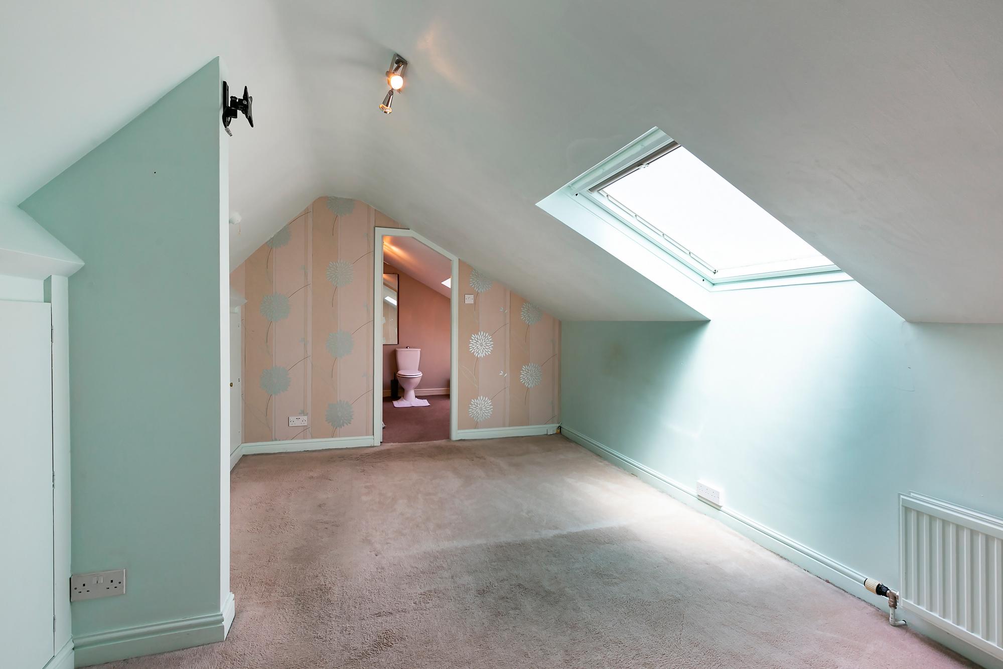 Wolds Inn Cottage  Driffield Road, Huggate, York