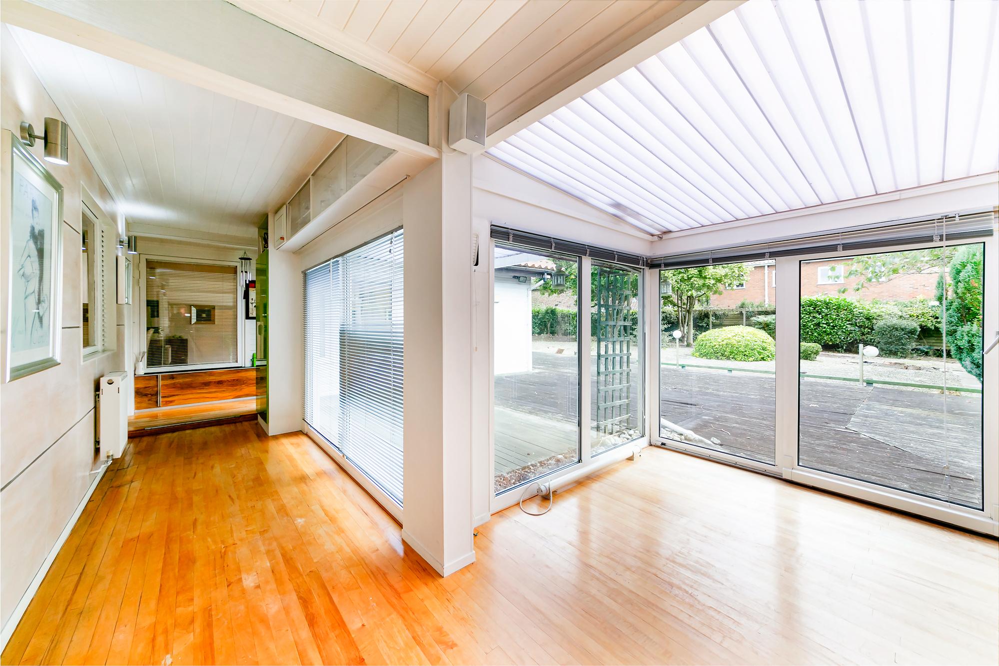 Puutalo Main Street, Elvington, York