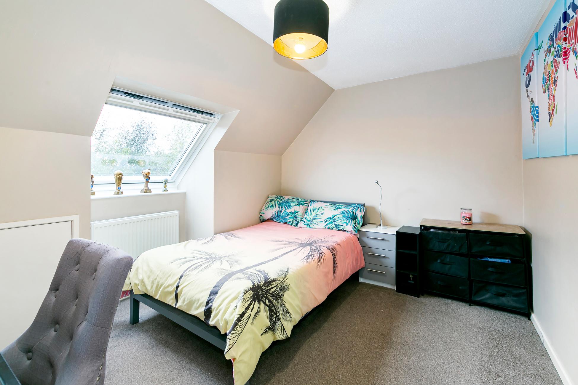 5 Hart Hill Crescent, Full Sutton, York