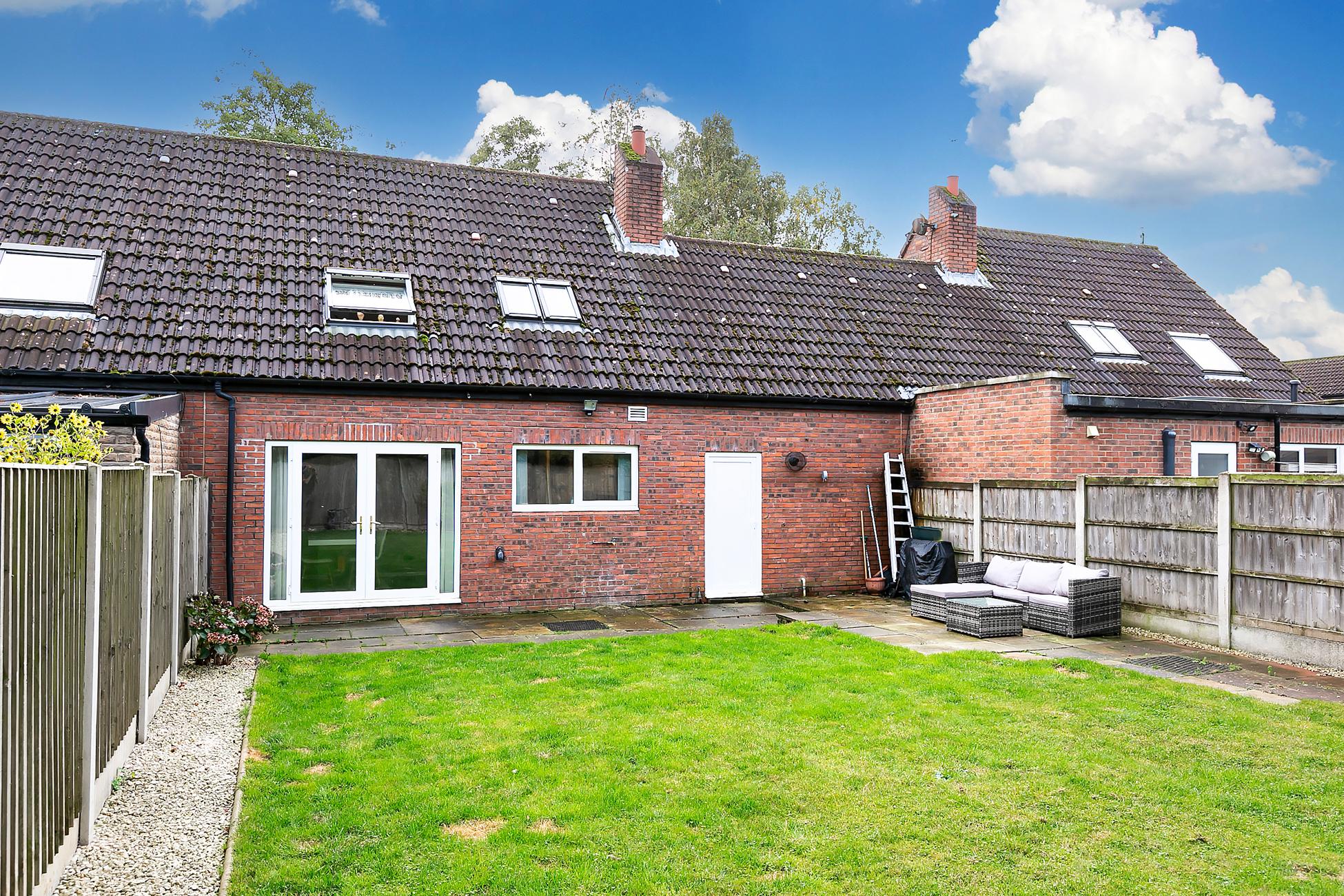 5 Hart Hill Crescent, Full Sutton, York