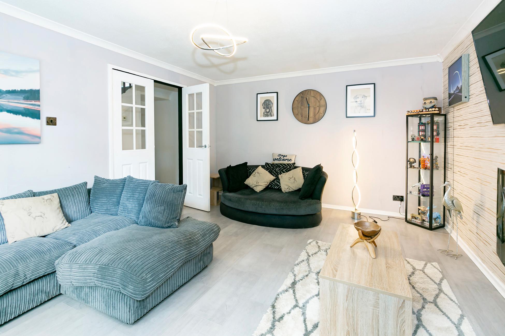 5 Hart Hill Crescent, Full Sutton, York