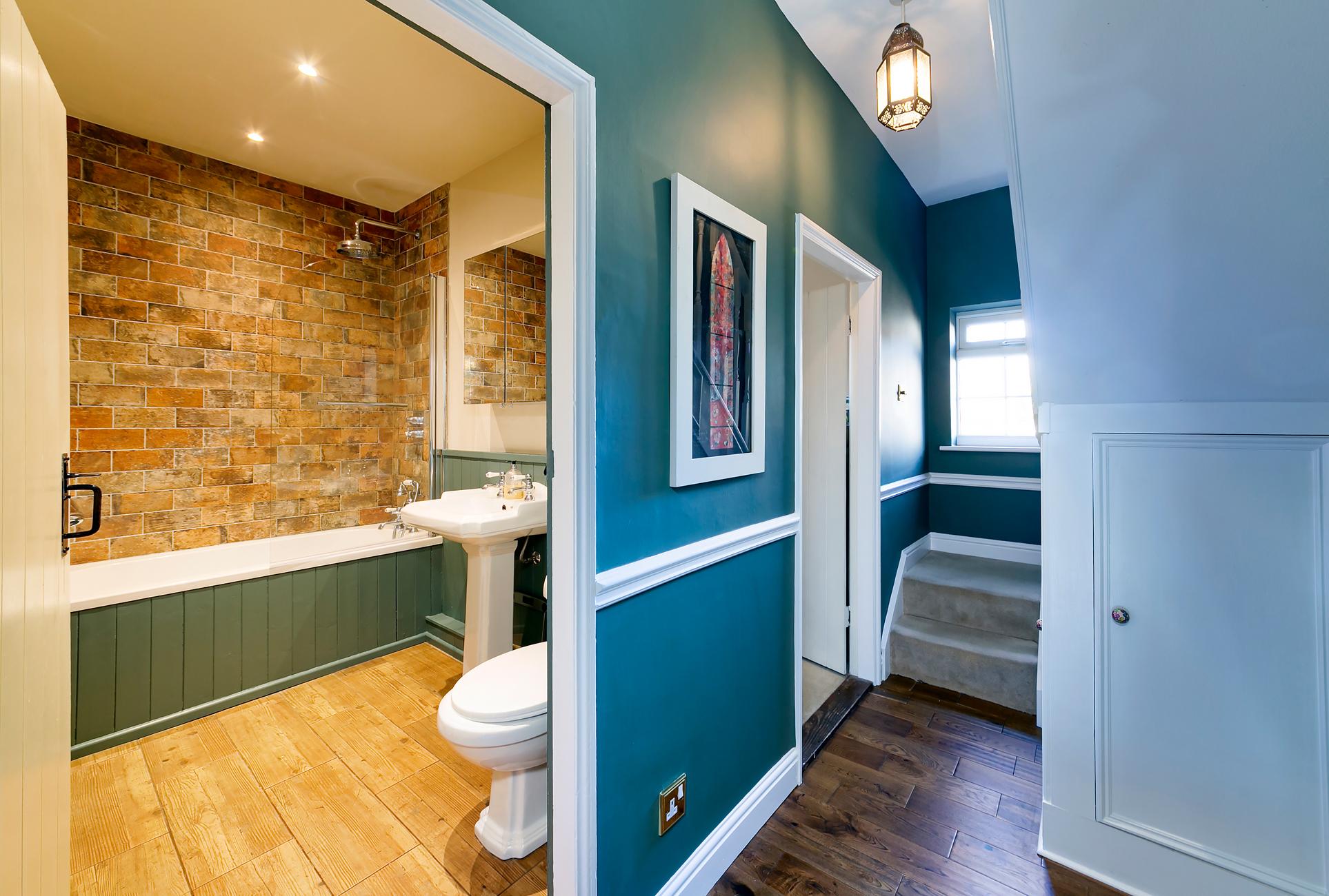 Mole Cottage 2 The Square, Sheriff Hutton, York