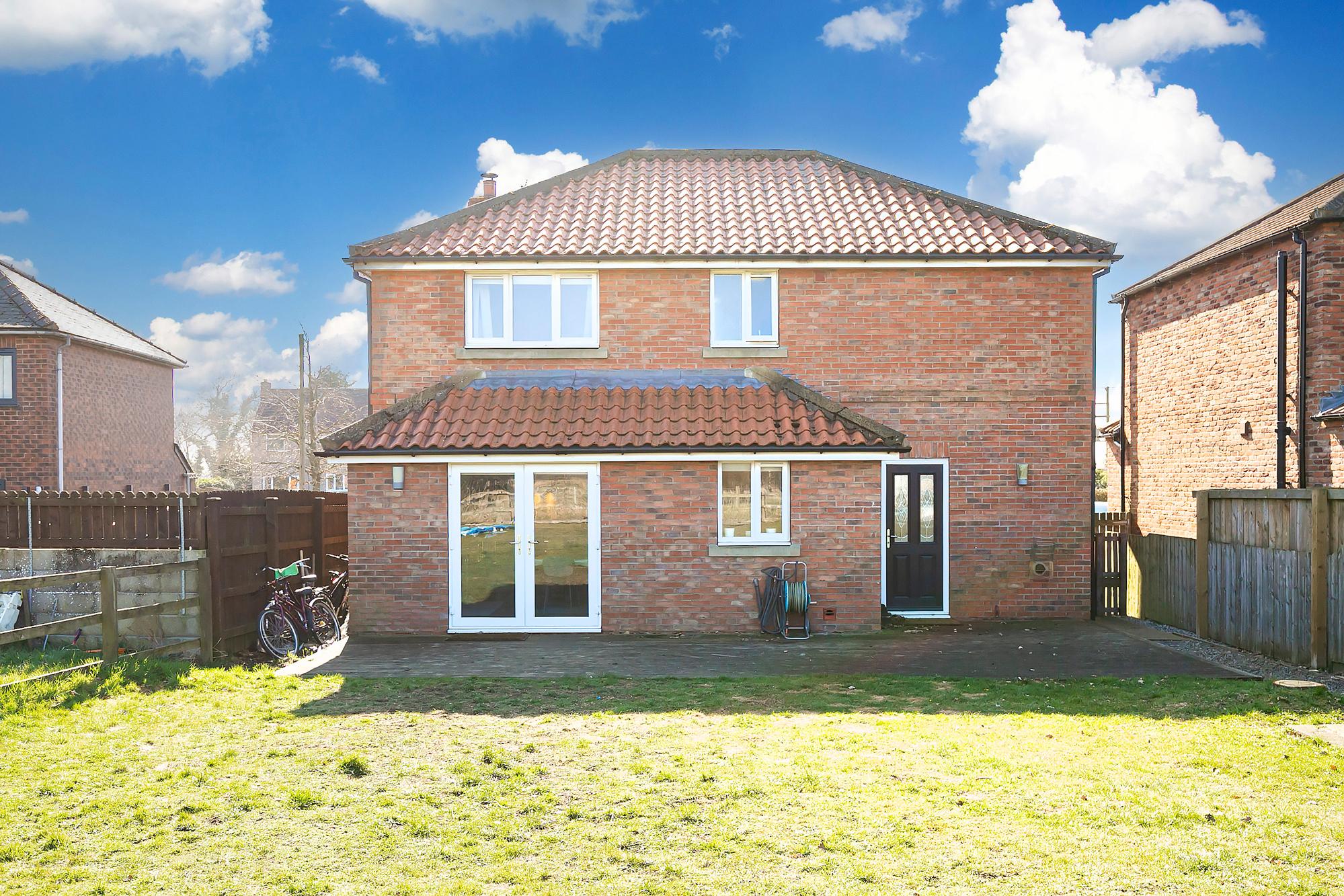 Ark House Main Street, Melbourne, York