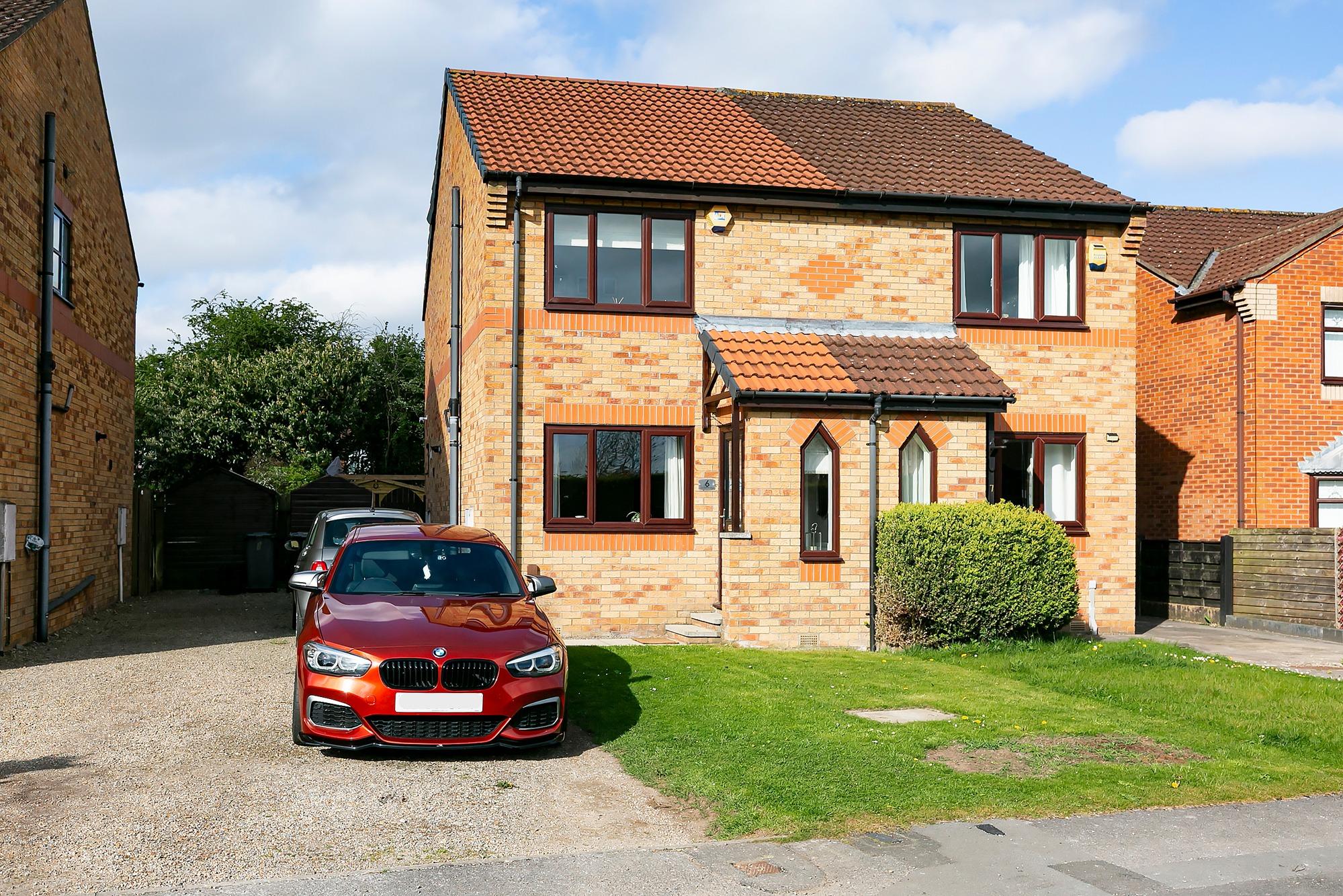 6 Darnbrook Walk, , York