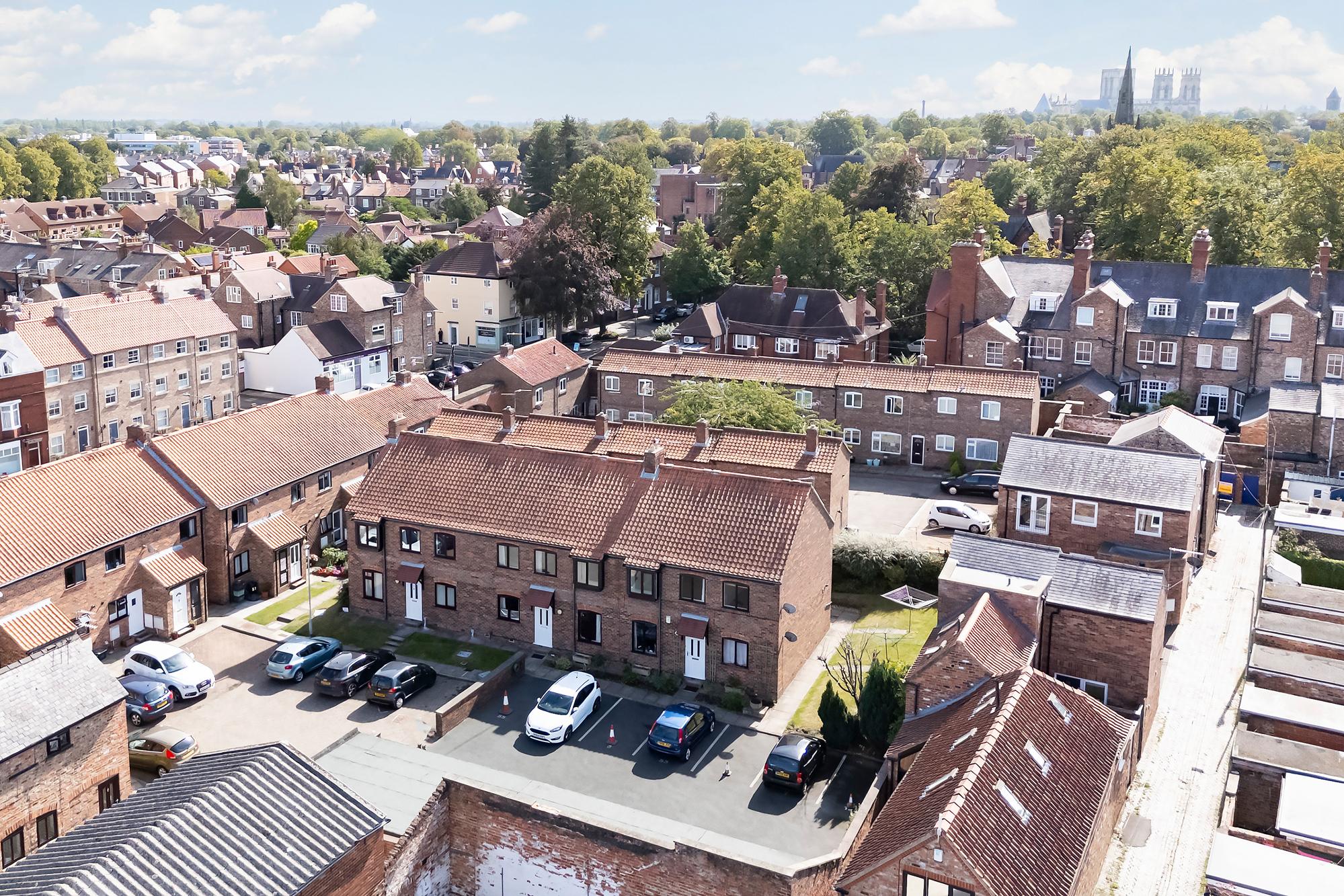 10 Westerdale Court, , York