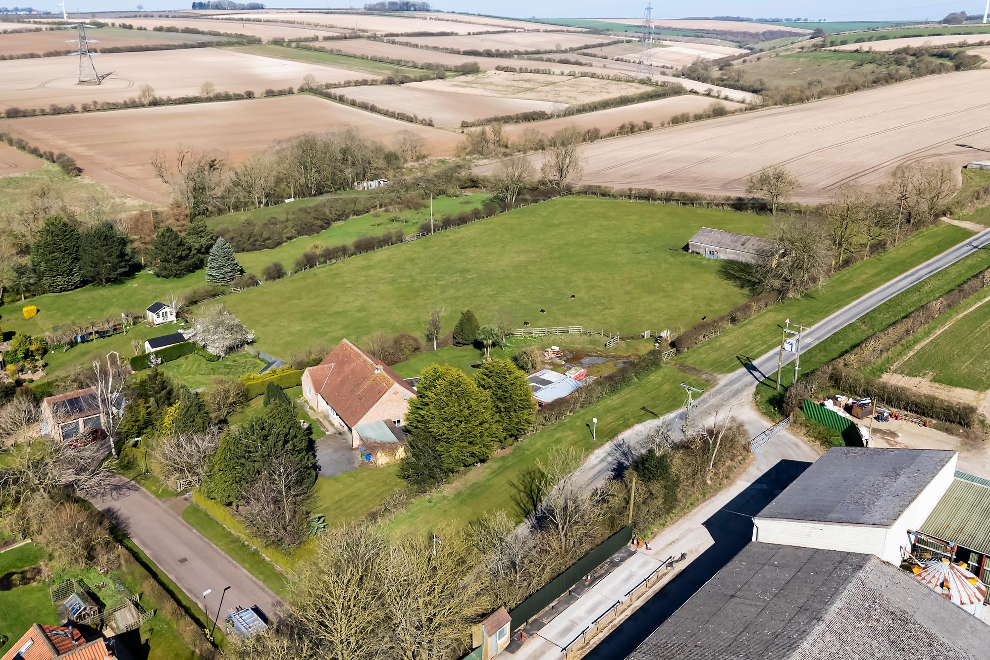 Thistledown Lodge  Beverley Lane, Sancton, York
