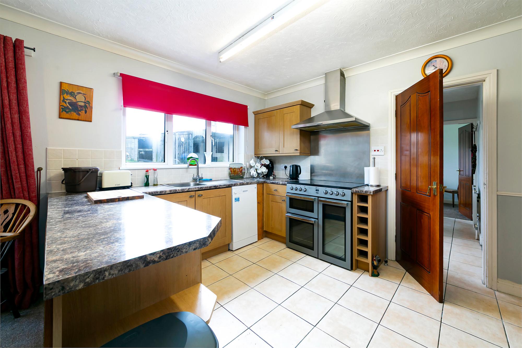 Thistledown Lodge  Beverley Lane, Sancton, York