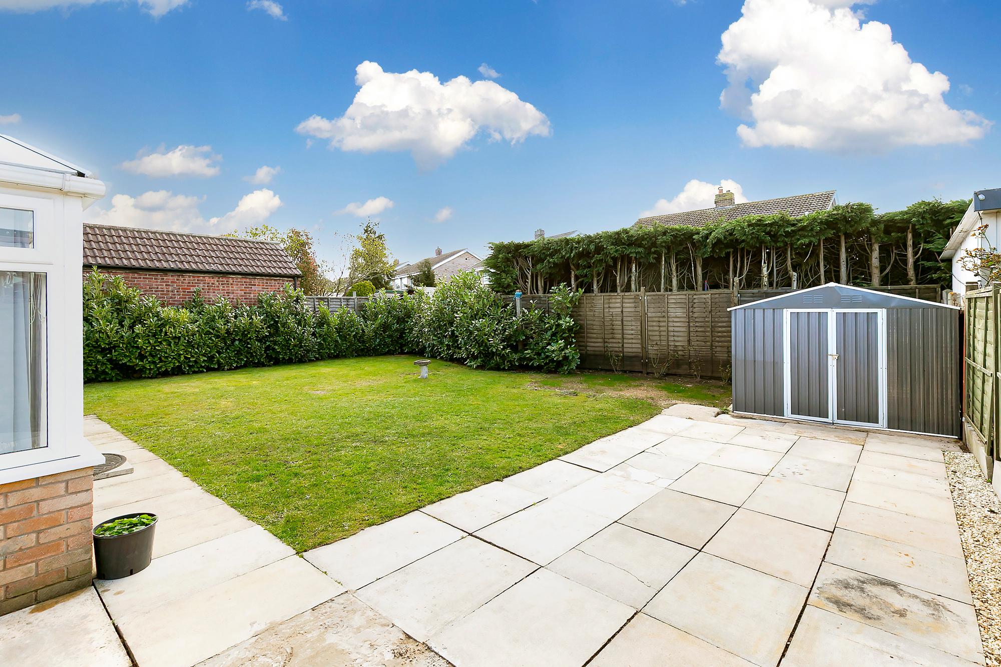 61 Hawthorne Drive, Holme-on-Spalding-Moor, York