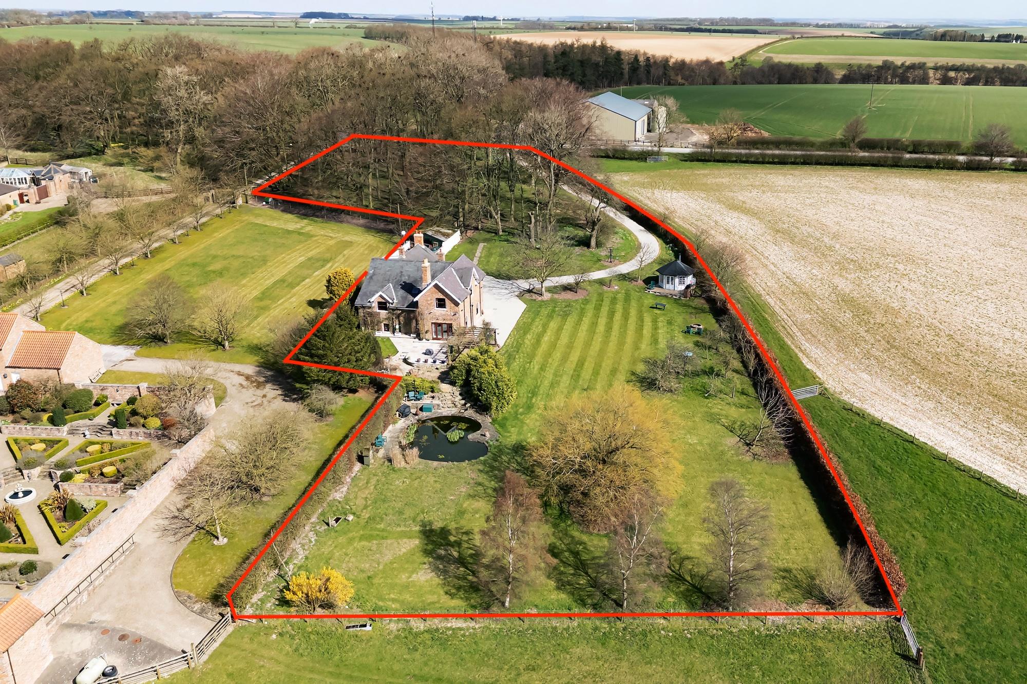 Millington Grange Millington, Givendale Hill, York