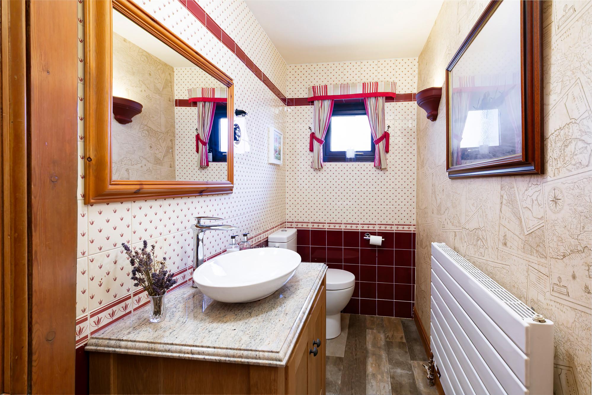 Millington Grange Millington, Givendale Hill, York