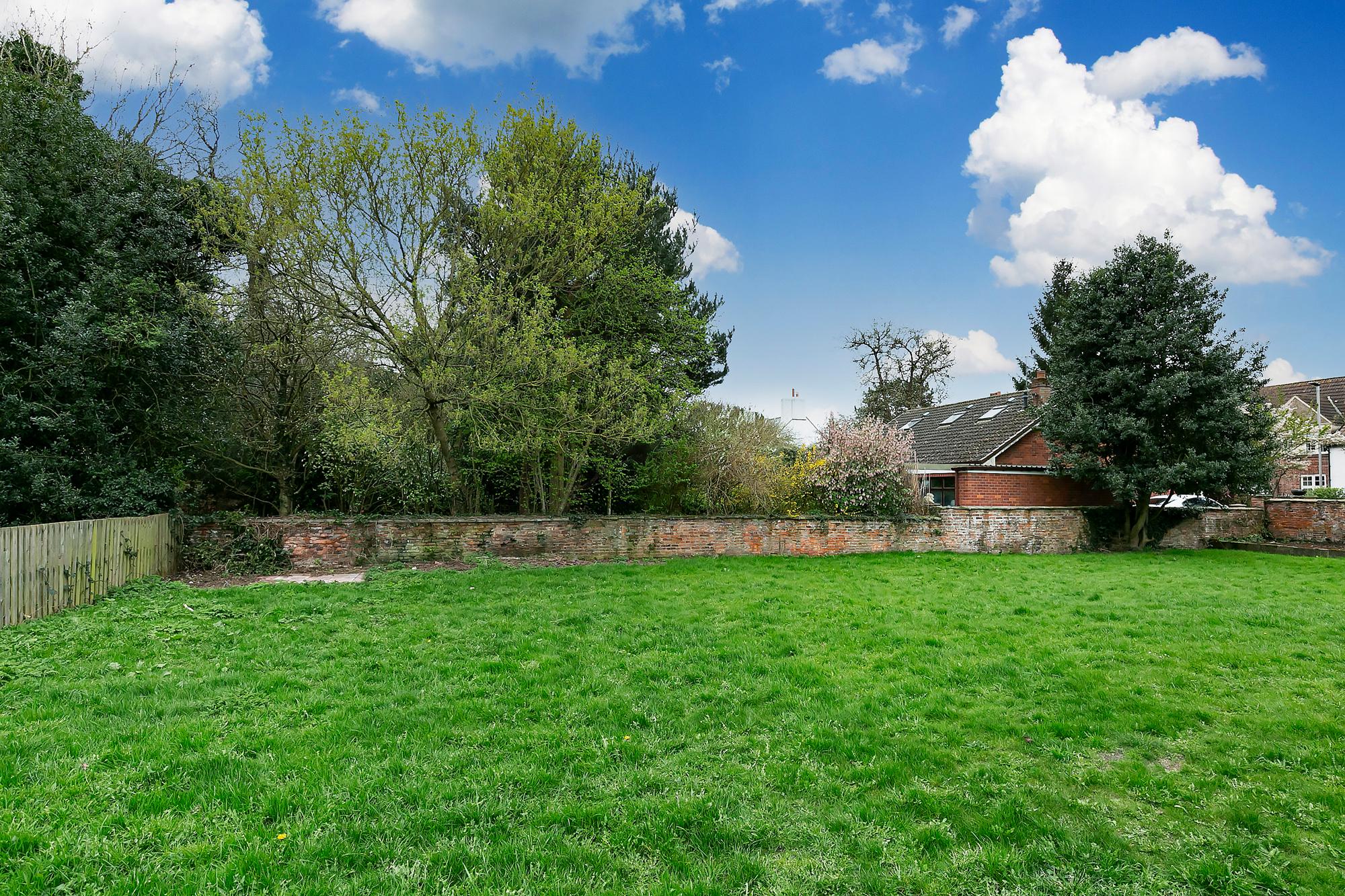 Gardeners Cottage High Street, Carlton, Goole