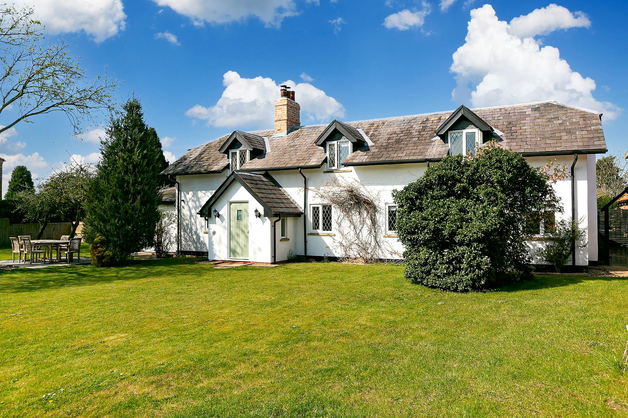 Home Farm Cottage Main Street, Everingham, York