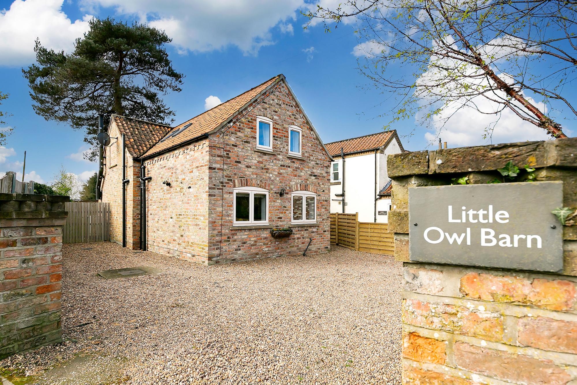 Little Owl Barn Back Lane, Ellerton, York