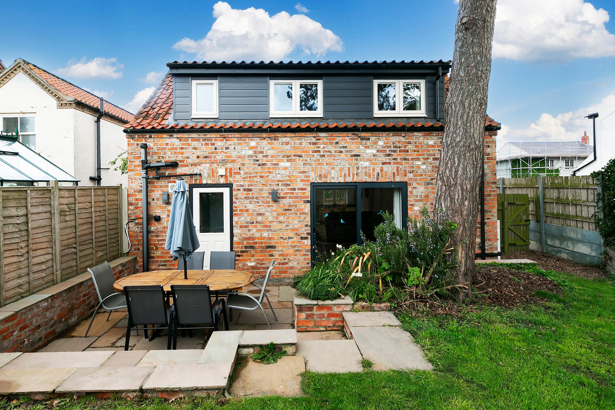 Little Owl Barn Back Lane, Ellerton, York