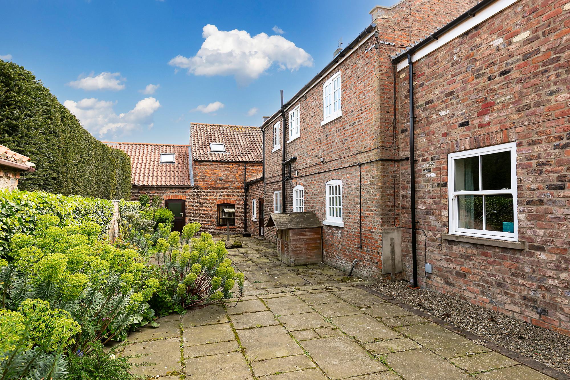 Manor Farmhouse Main Street, Hessay, York