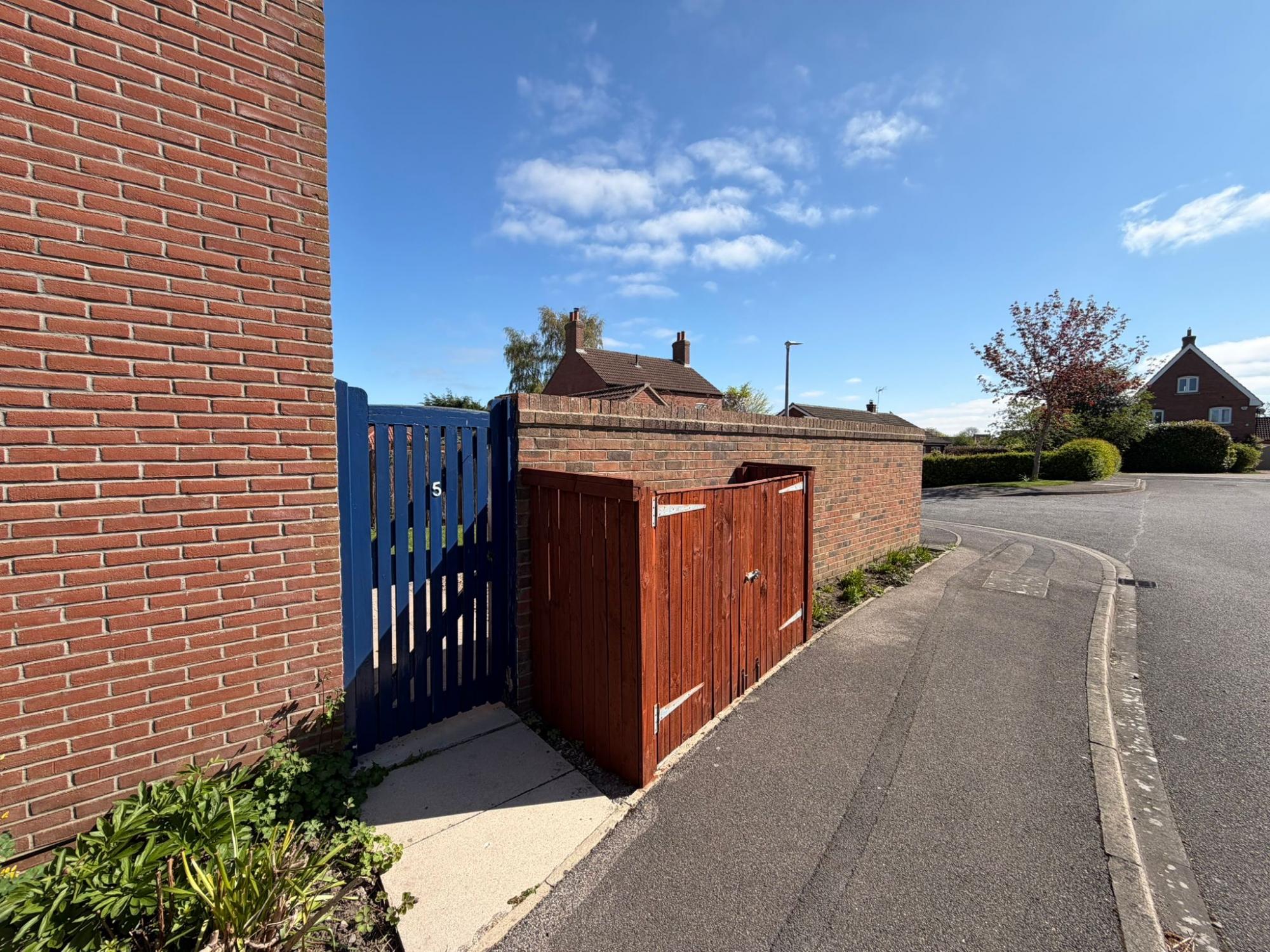 5 Orchard Park, Melbourne, York