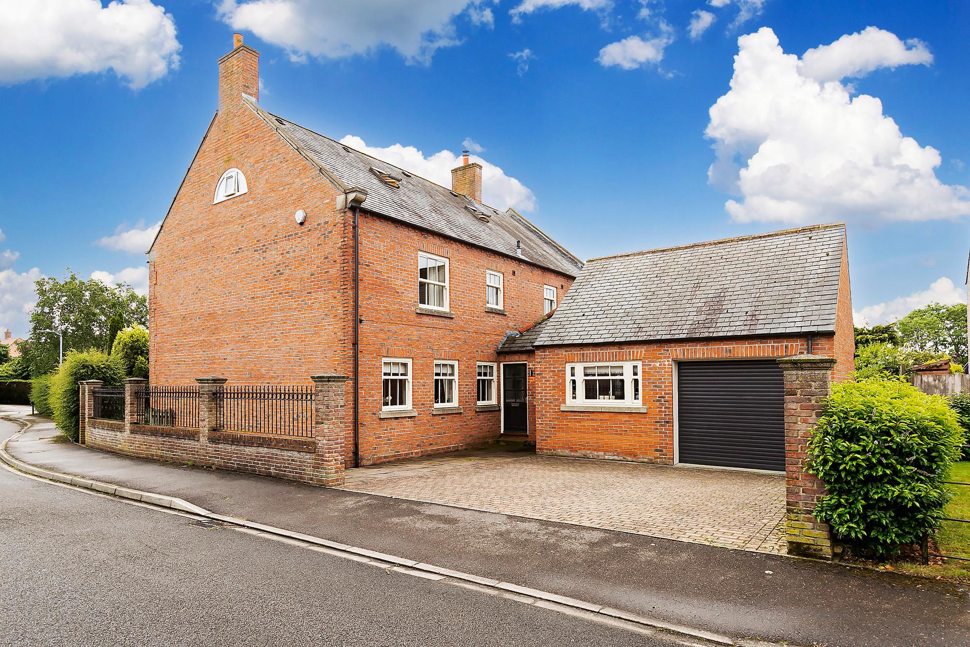 Ash House Village Farm Court, Newton On Derwent, York