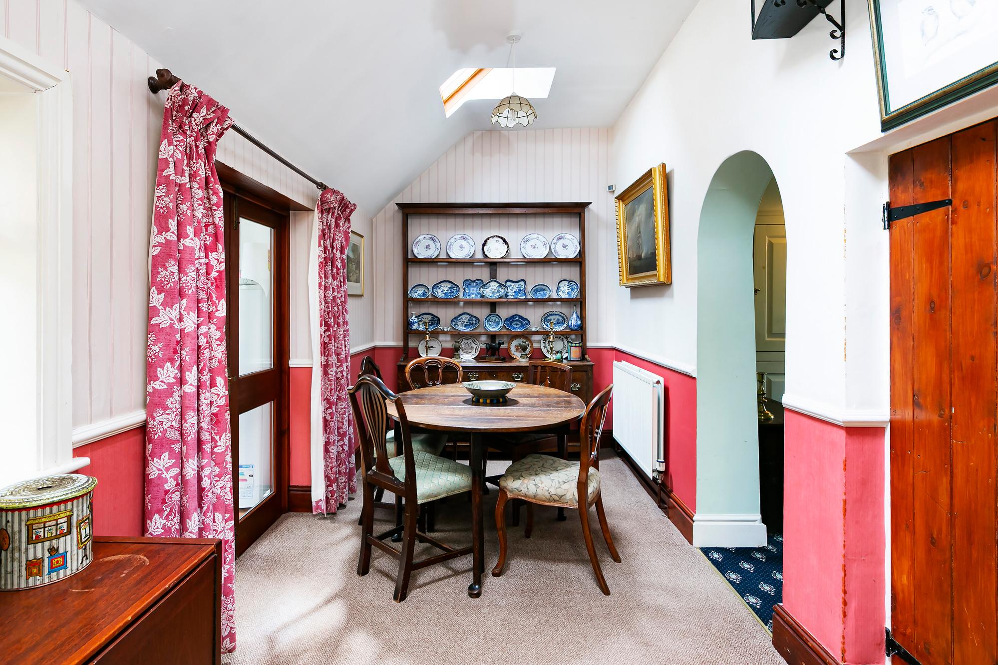 Corner Cottage Main Street, Everingham, York