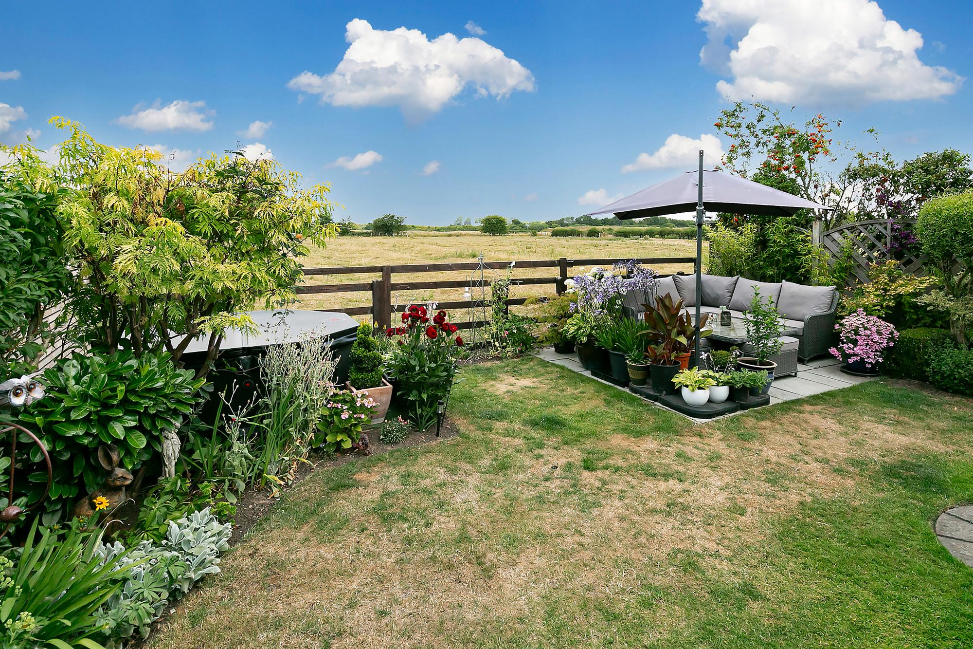 16 Riverside Close, Elvington, York