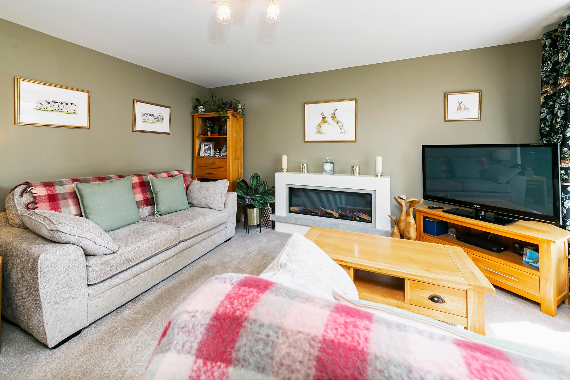 16 Riverside Close, Elvington, York