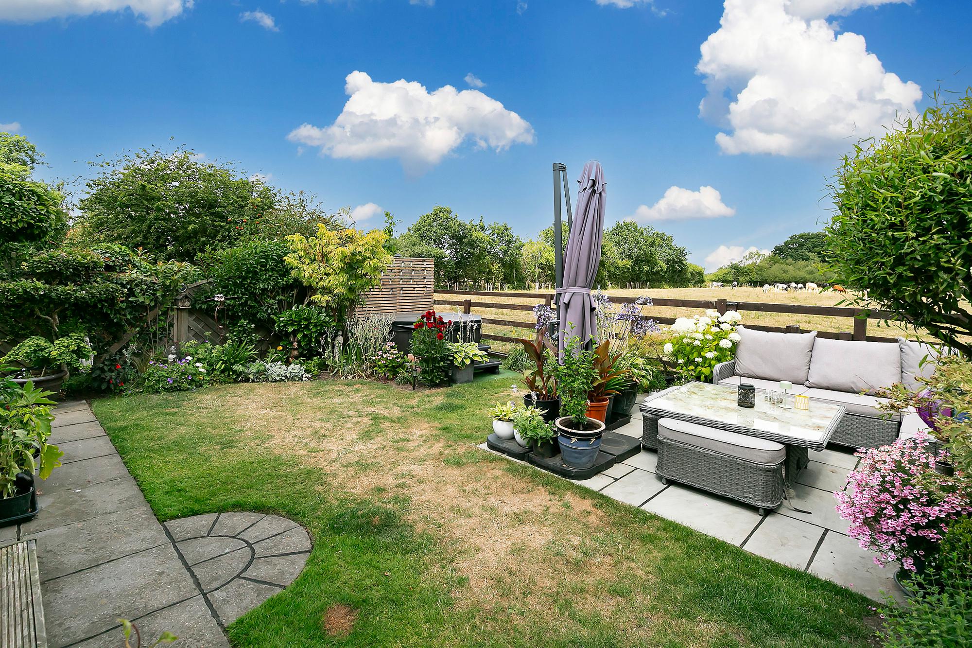 16 Riverside Close, Elvington, York