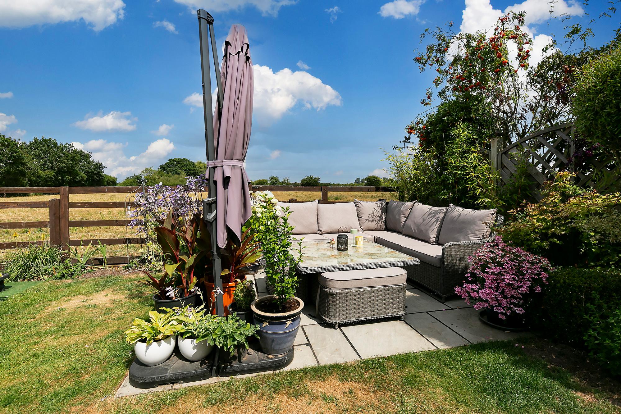 16 Riverside Close, Elvington, York