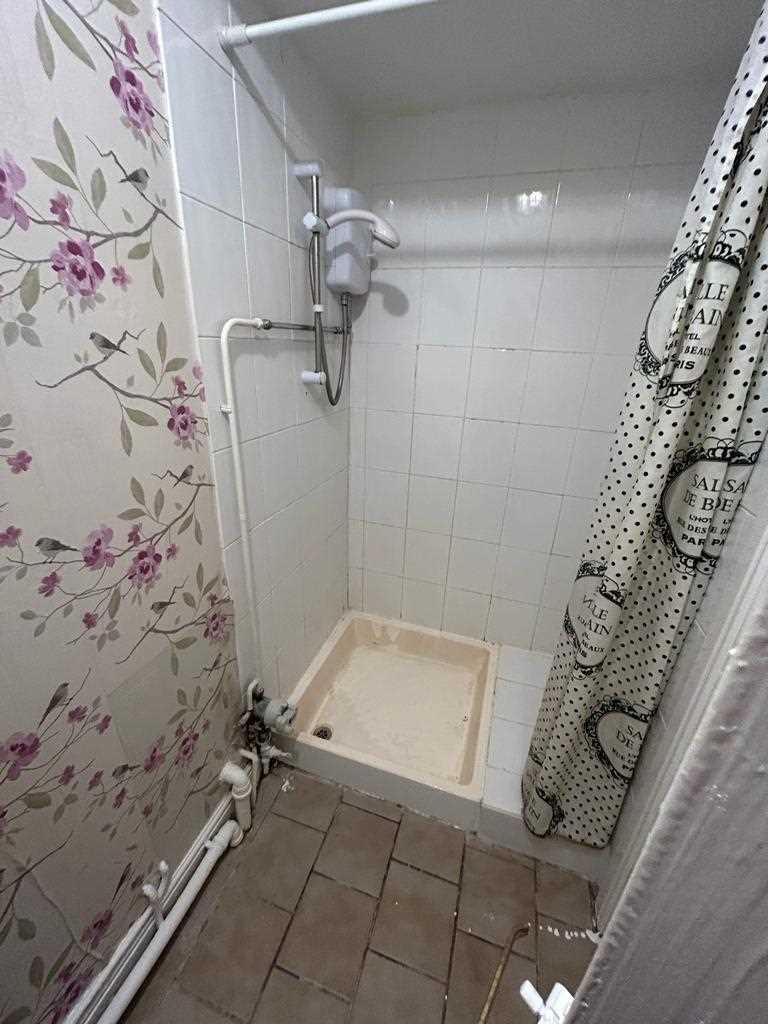 Buck Precinct, Pocklington